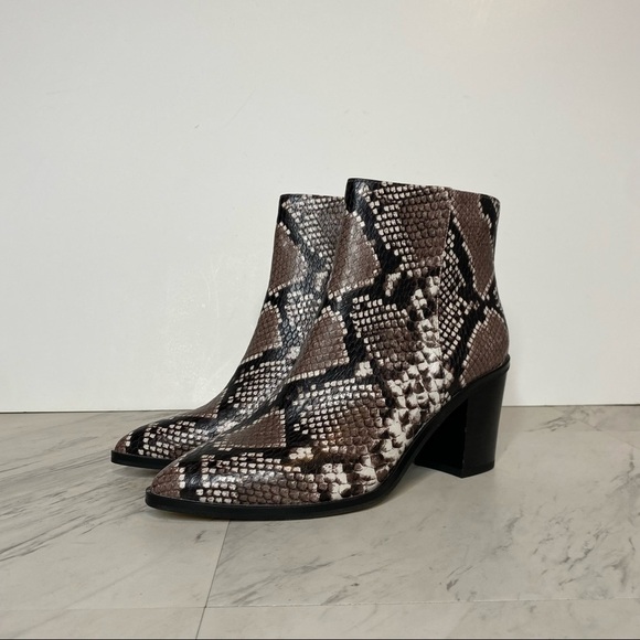 New! Treasure & Bond Braxten Snake Print Faux Leather Bootie 8M - Picture 13 of 13